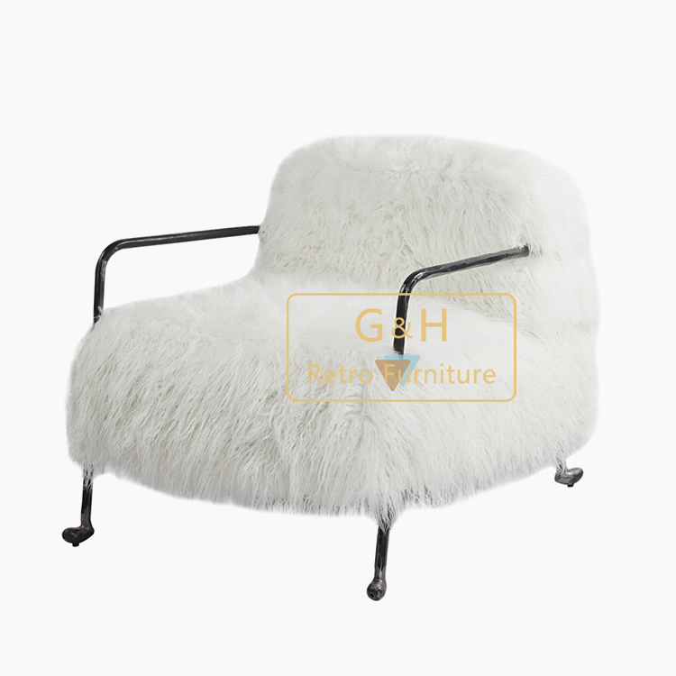 Retro Plush Chair Forging Process